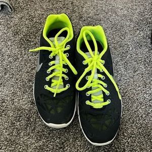Nike sneakers size 7